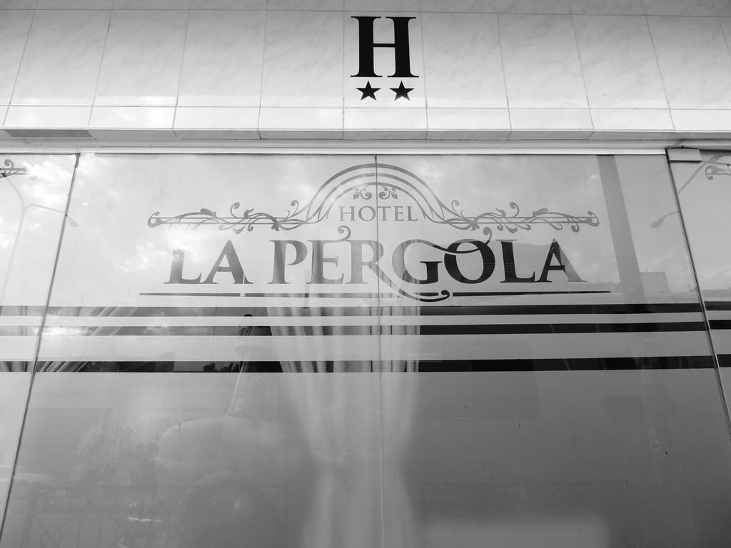La Pergola Hotel Tucuman San Miguel de Tucumán Eksteriør billede