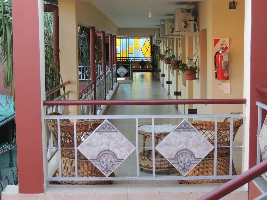 La Pergola Hotel Tucuman San Miguel de Tucumán Eksteriør billede